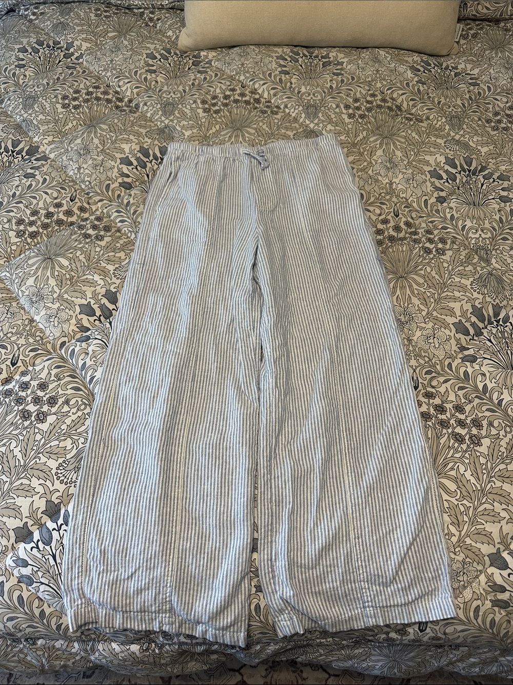 Old Navy Light Blue & White Striped Lounge Pants